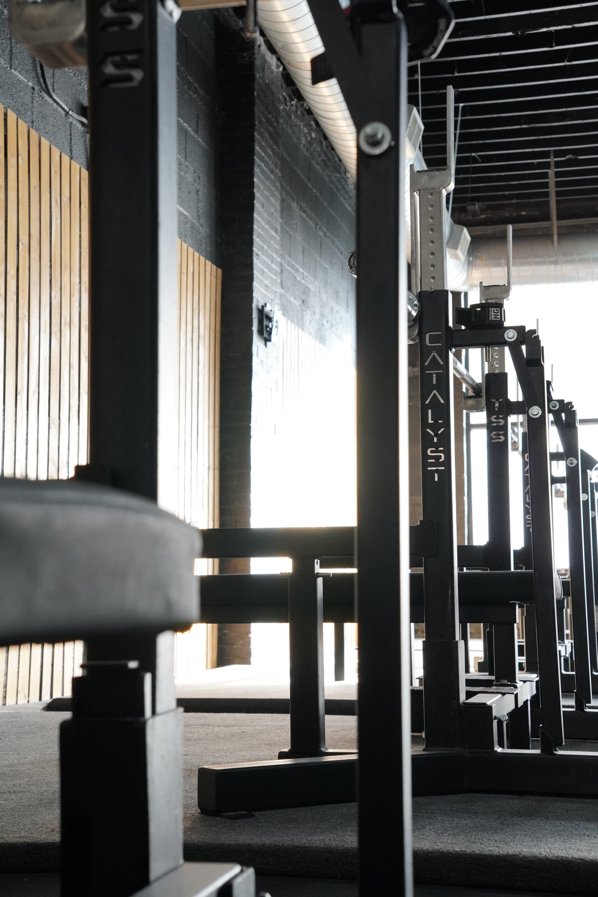 Powerlifting equipment at Catalyst Strength