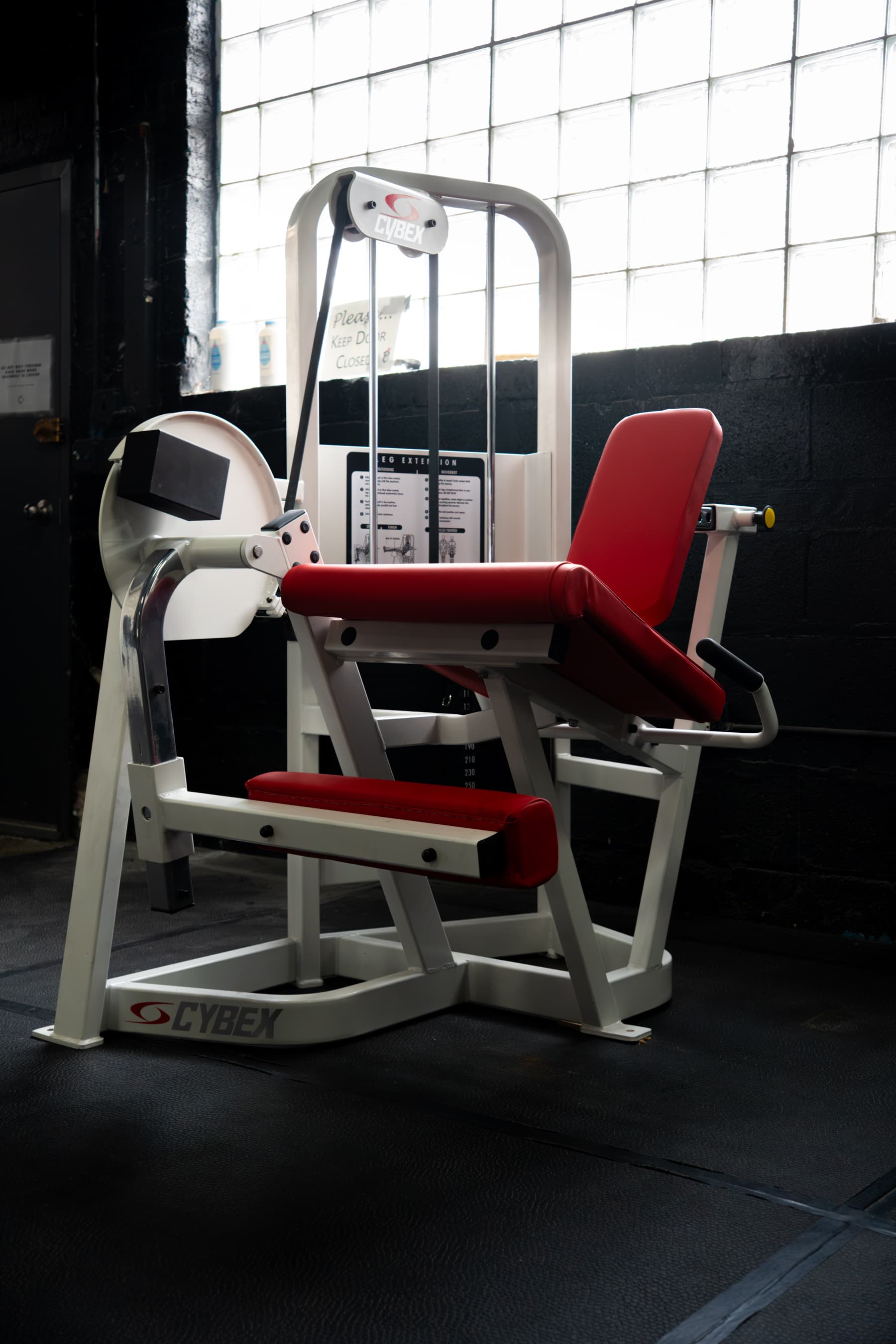 Cybex Leg Extension
