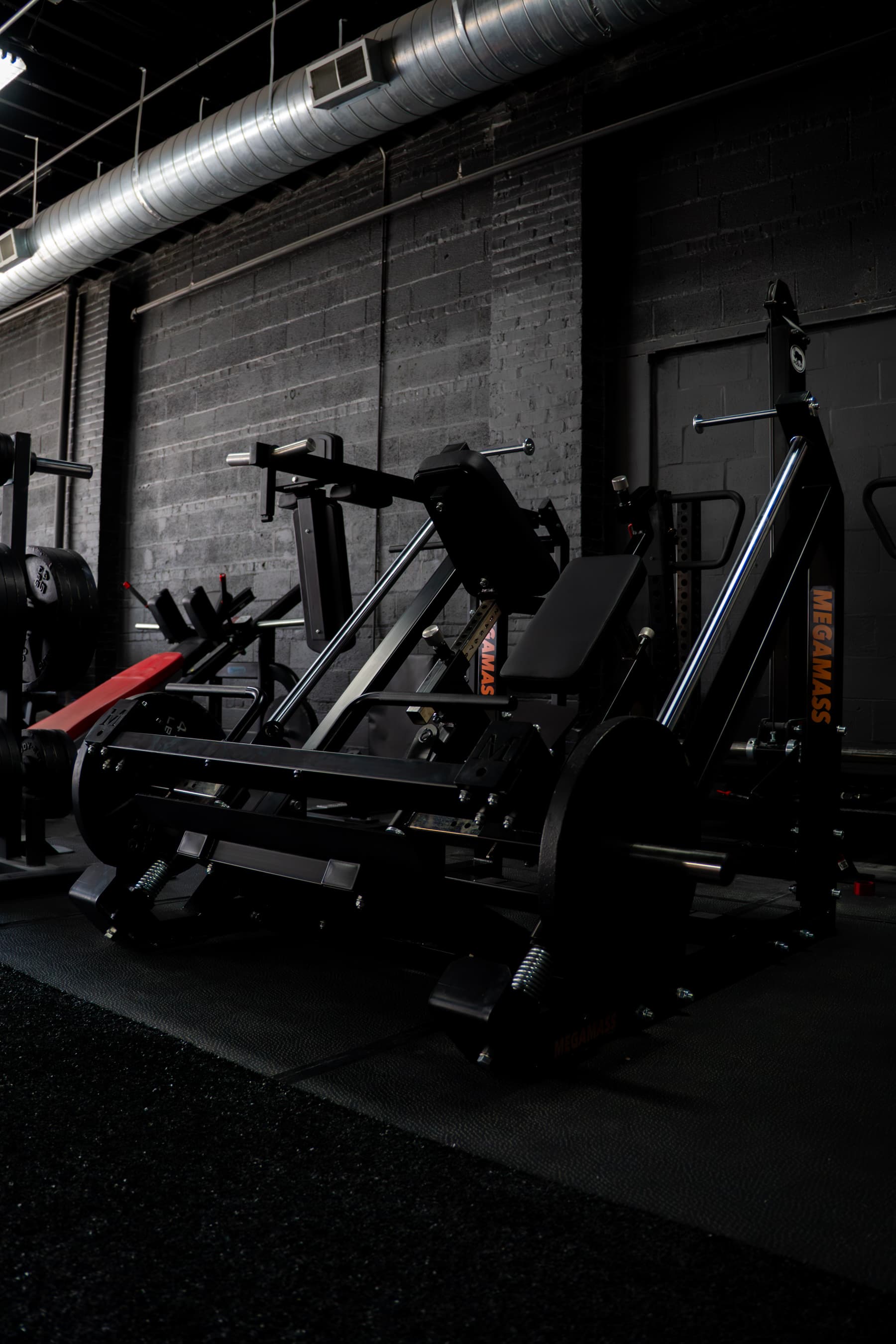 Megamass 45 degree linear row pro